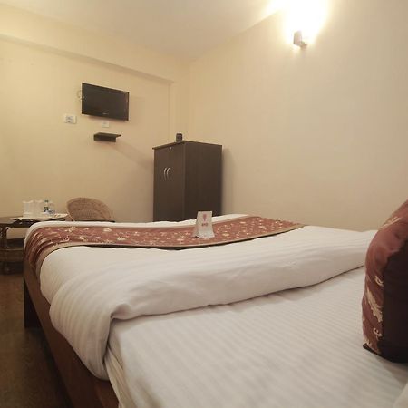 דרג'ילינג Oyo 9454 Hotel Golden Leaf מראה חיצוני תמונה